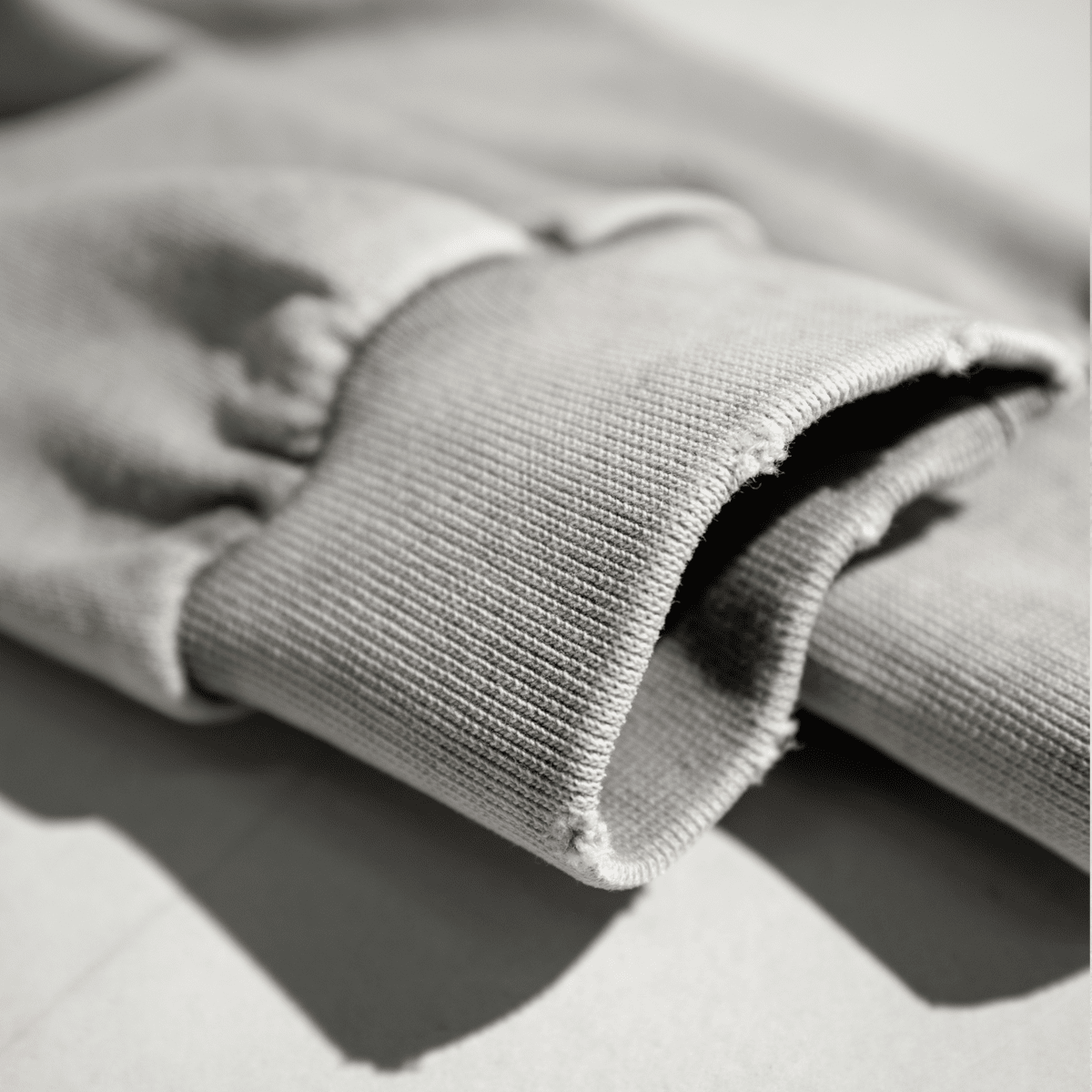 Washed Raw-Edge Cropped Crewneck SS（380GSM）